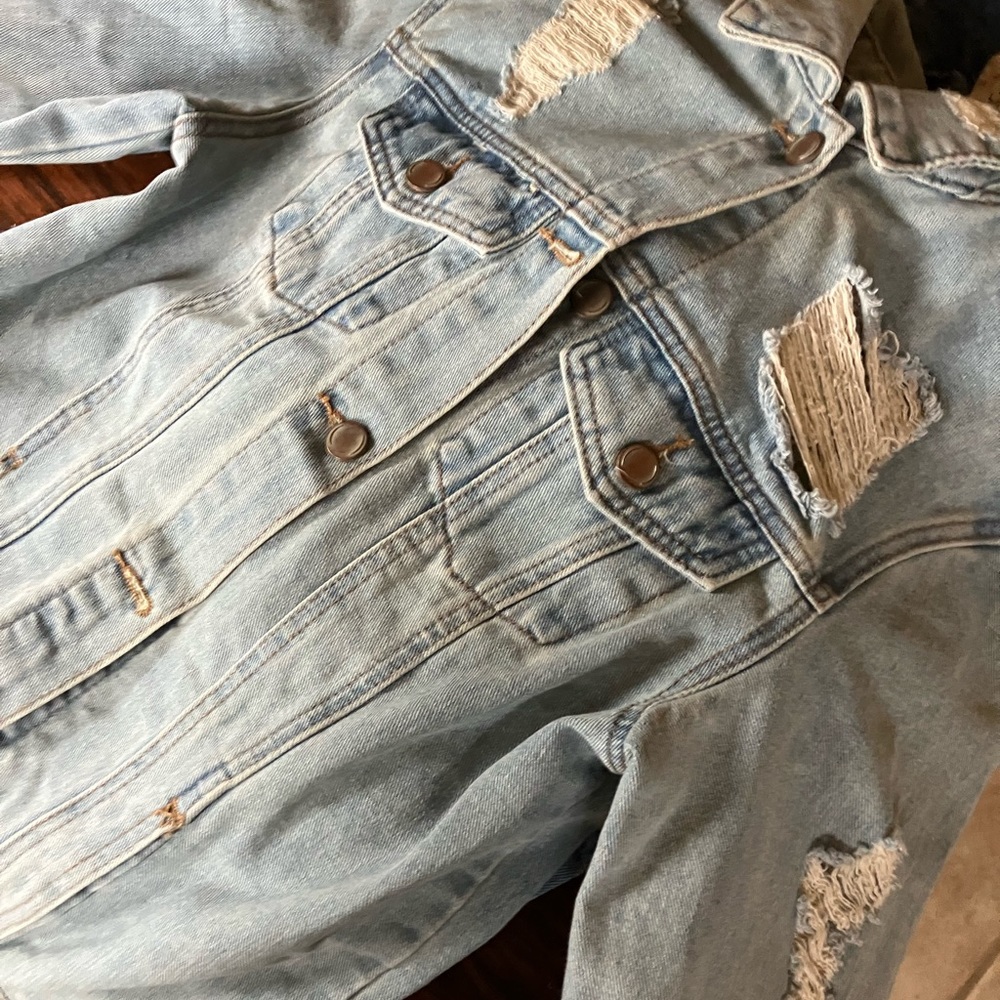 Fashion Nova extra small distressed jean jacket